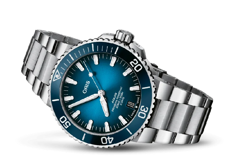 Aquis Date Calibre 400
 01 400 7763 4135-07 8 24 09Peb