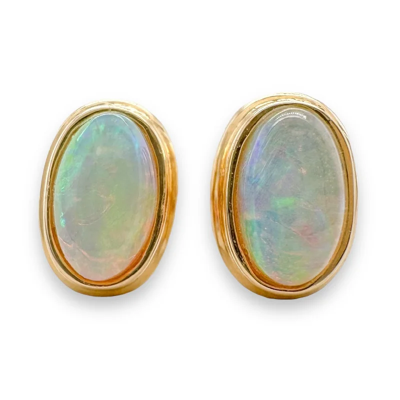 14K Y Gold 0.39ctw Oval Opal Stud Earrings