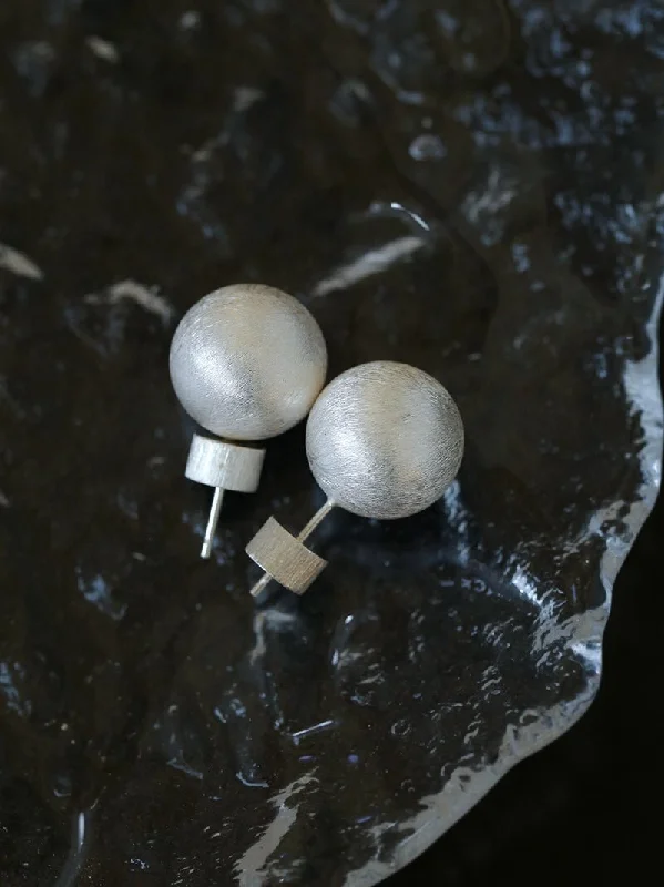 Classic Brushed Round Stud Earrings