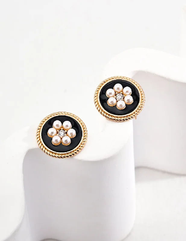 Classic Chanel-inspired Vintage Enamel Glaze Pearl Stud Earrings