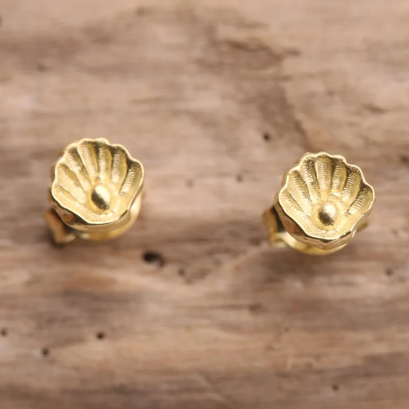 Golden Oyster Gold-Plated Oyster-Motif Stud Earrings