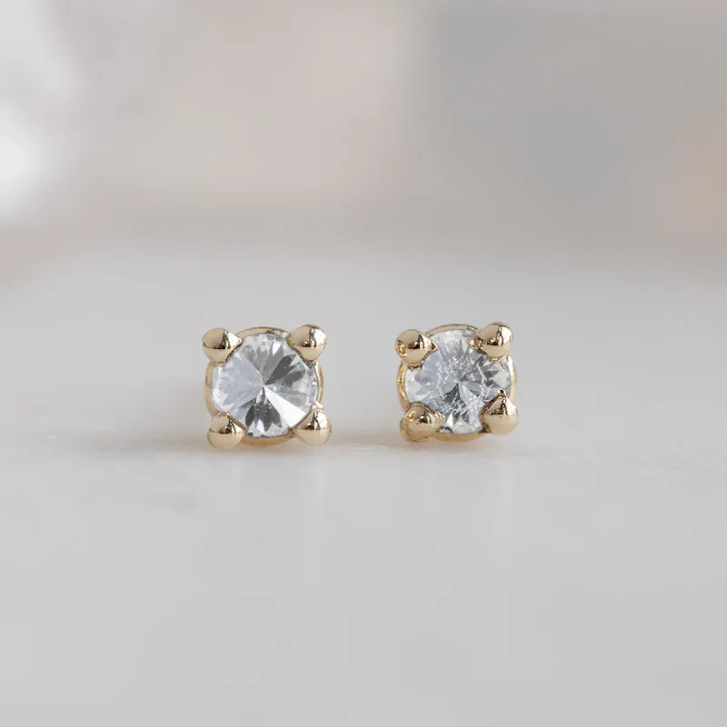 The Inverted White Diamond Stud Earrings | 14K Yellow Gold