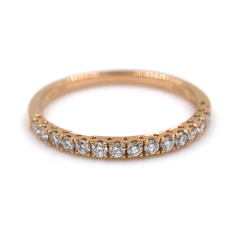 14KR DIAMOND BAND