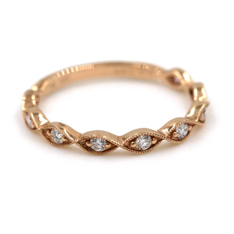 14KR DIAMOND BAND