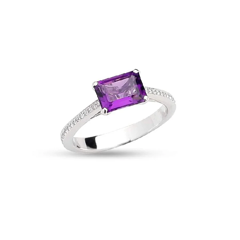 18KT WHITE GOLD AMETHYST AND DIAMOND RING