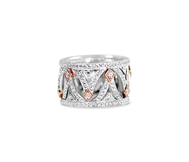 18KT WHITE GOLD AND ROSE DIAMOND BAND