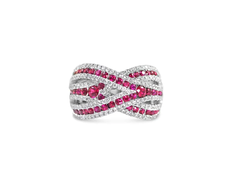 18KT WHITE GOLD DIAMOND AND RUBY RING