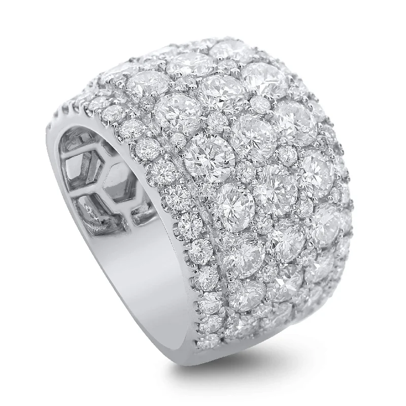 18KT WHITE GOLD DIAMOND BAND