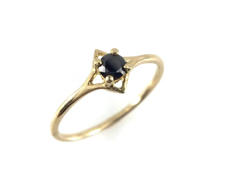 Black Diamond Star Ring