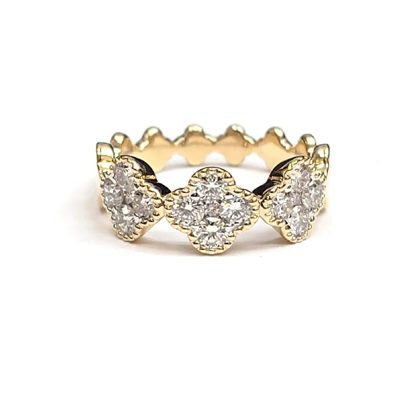 DIAMOND CLOVER RING