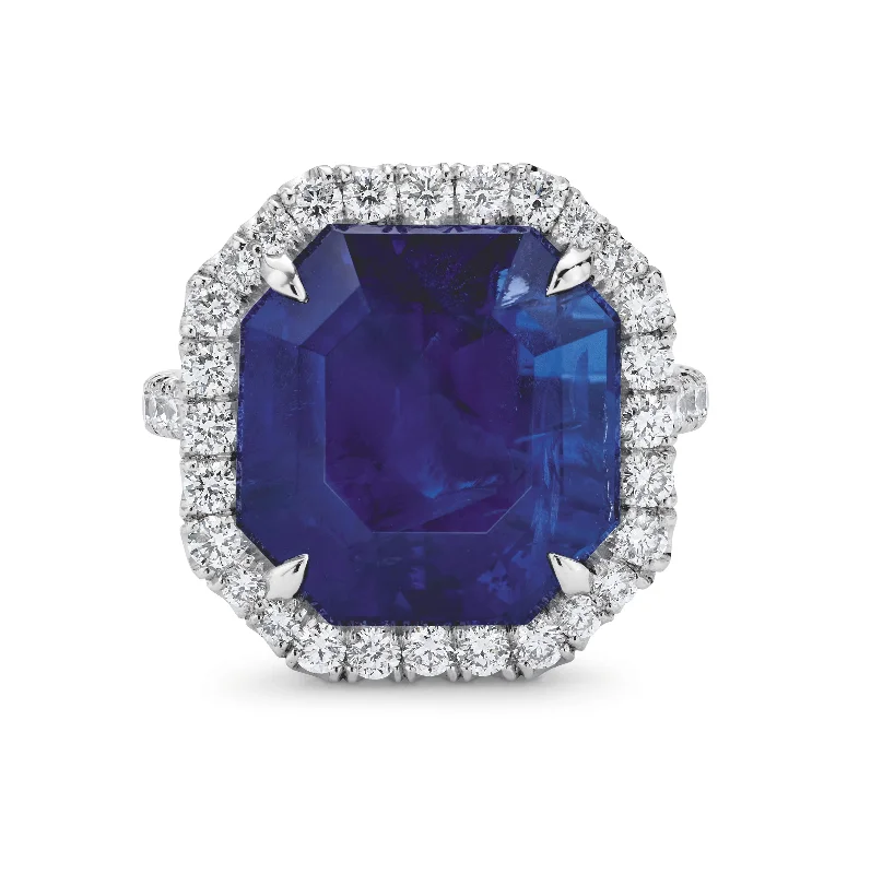 SAPPHIRE DIAMOND RING