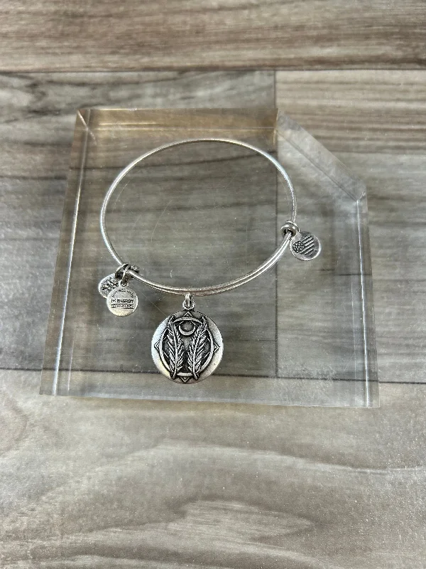 Bracelet Charm Alex And Ani