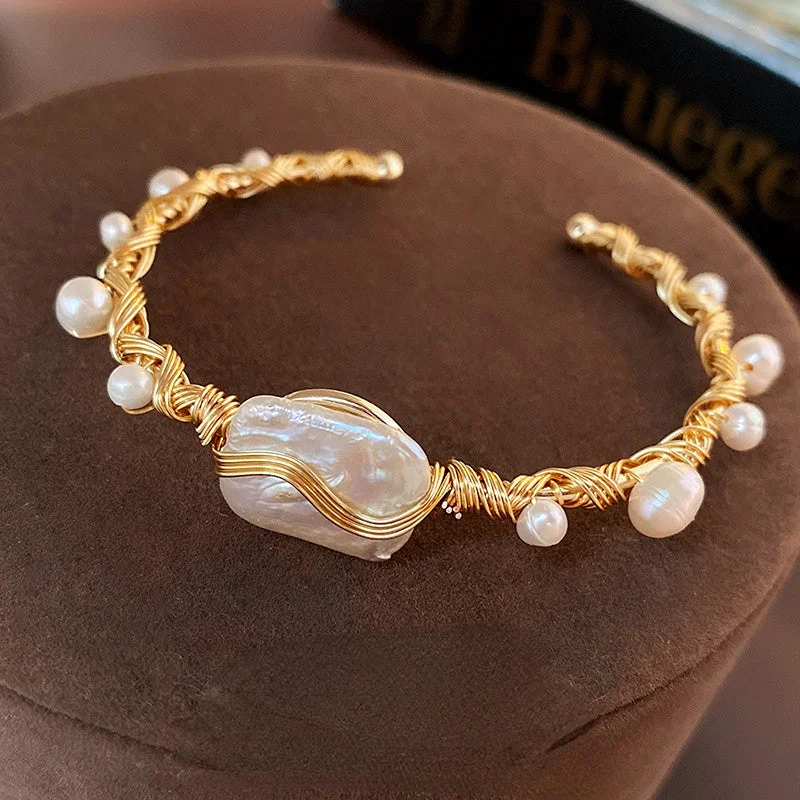 Wholesale Baroque Pearl Metal Bracelet