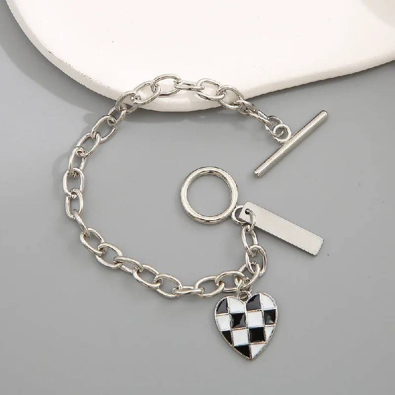 Wholesale Black and White Checkerboard Heart Alloy Bracelet