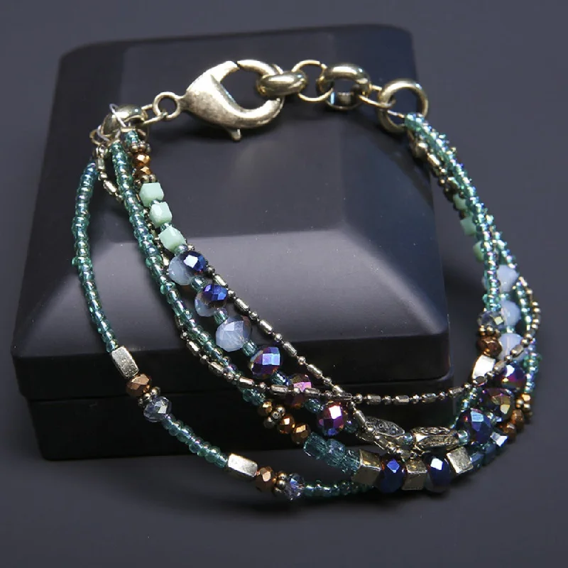 Wholesale Fashion Vintage Multi-layer Glass Beaded Handmade Bracelet