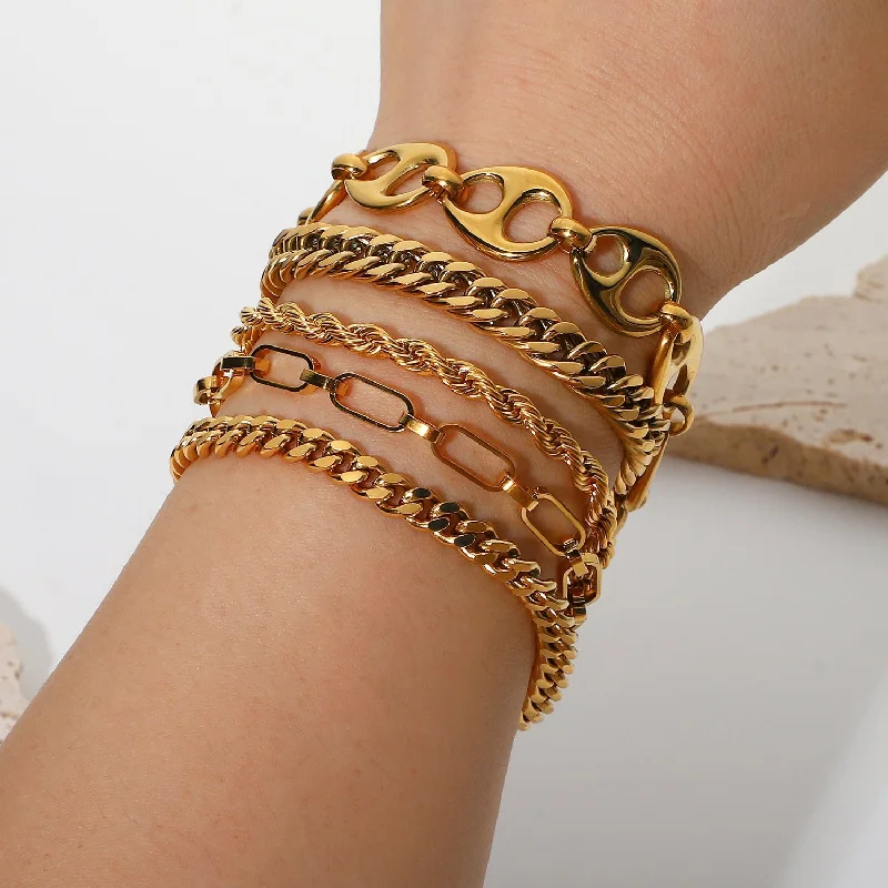 Wholesale Flat Snake Bone Chain Stacked 18K Gold Plated Stainless Steel Bracelet